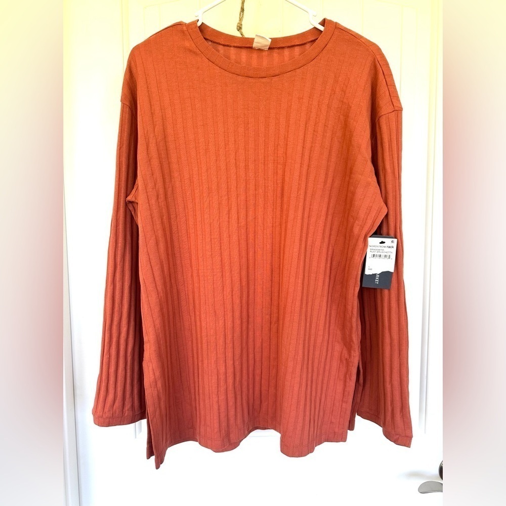 Market and Melrose Coral Ribbed shirt-Size L NWTS